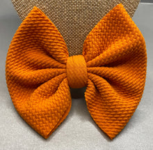 Load image into Gallery viewer, Pumpkin Orange Bow
