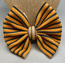 Load image into Gallery viewer, Halloween Stripes Bow