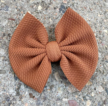Load image into Gallery viewer, Light Brown Bow/Wrap