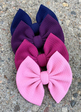 Load image into Gallery viewer, Avocado Green Bow/Wrap