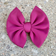 Load image into Gallery viewer, Cranberry Puff Bow