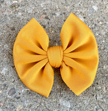 Load image into Gallery viewer, Golden Mustard Puff Bow