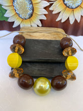 Load image into Gallery viewer, Sunflower Necklace
