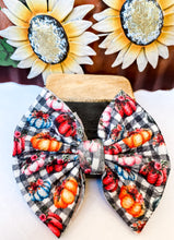 Load image into Gallery viewer, Buffalo Pumpkin Bow
