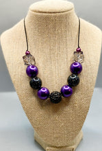 Load image into Gallery viewer, Dark Purple and Black Necklace