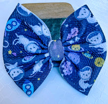 Load image into Gallery viewer, Space Kitty Bow