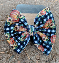 Load image into Gallery viewer, Pumpkins,Sunflowers and Buffalo Plaid Bow