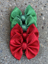 Load image into Gallery viewer, Green Pleather Bow