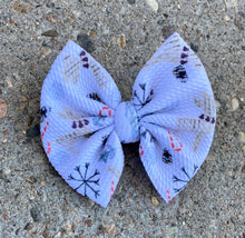 Load image into Gallery viewer, Reindeer Bow