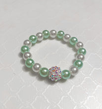 Load image into Gallery viewer, Fresh Snow Necklace