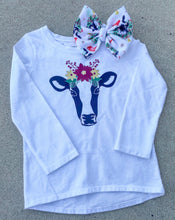 Load image into Gallery viewer, Moo-y Christmas Bow