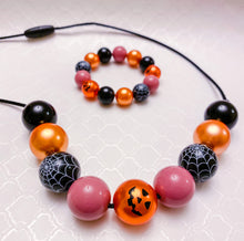 Load image into Gallery viewer, Jack-O-Lantern Necklace