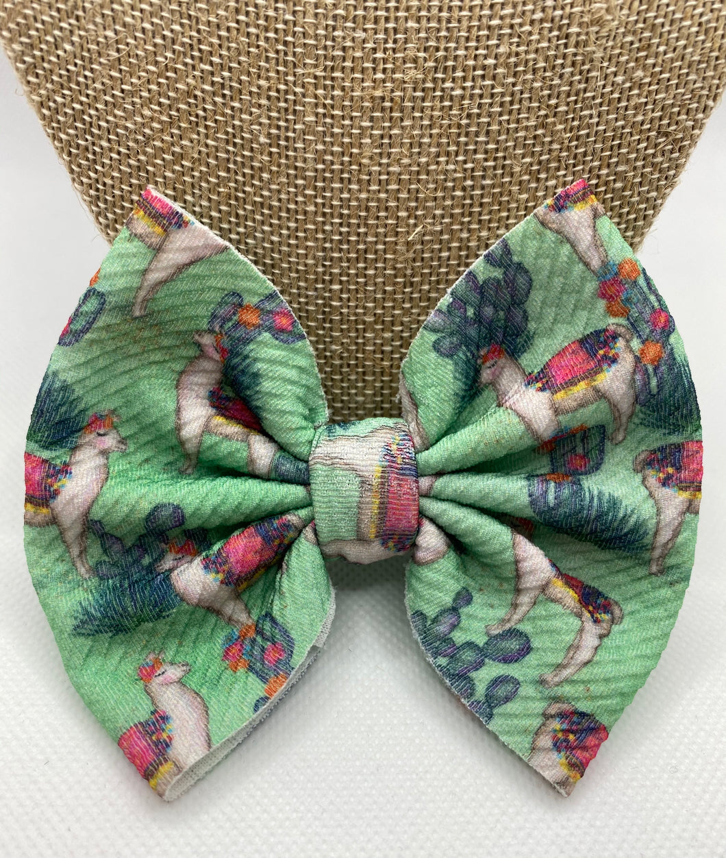 All the Llamas Bow