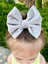 Load image into Gallery viewer, Silver Gray Velvet Bow
