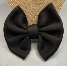 Load image into Gallery viewer, Black Puff Bow

