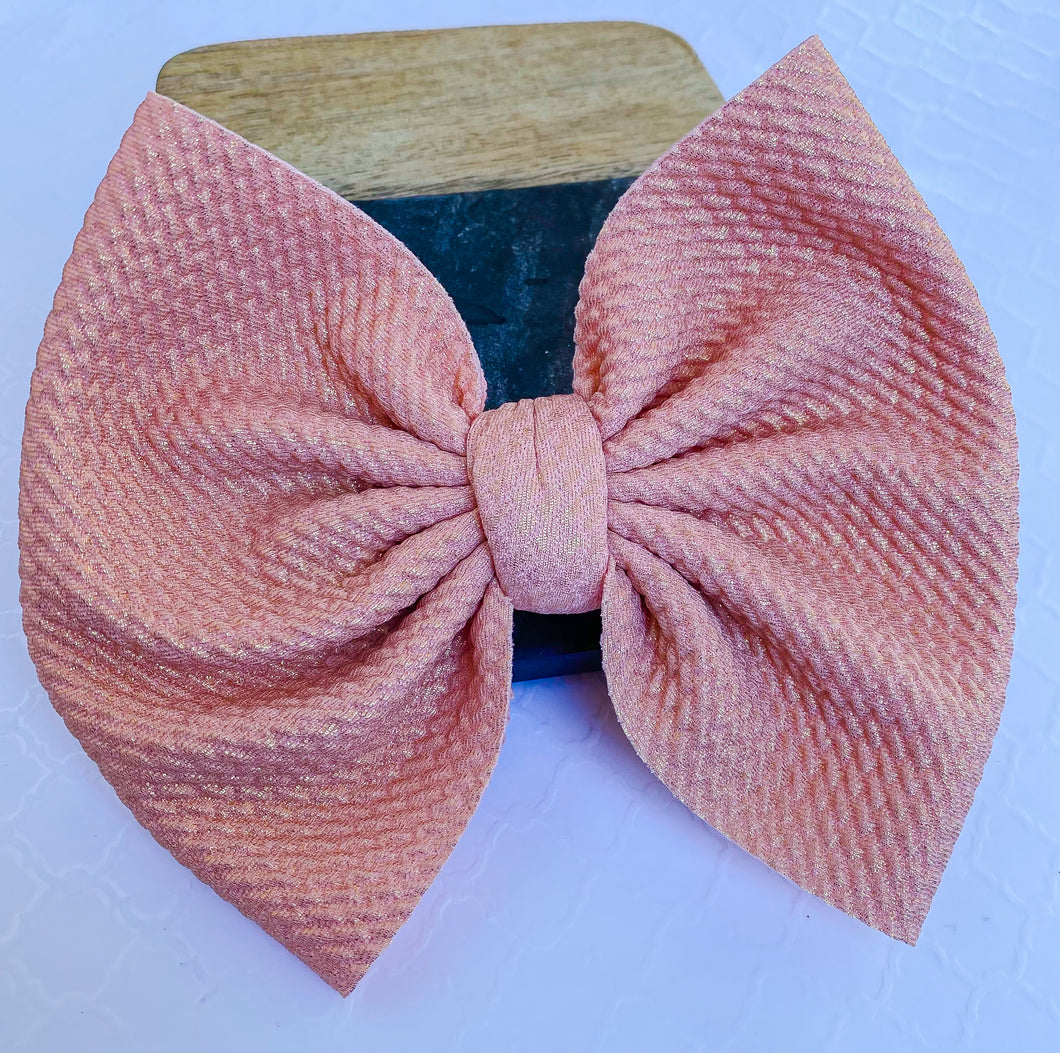 Perfect Peach Bow(with a light gold shimmer)