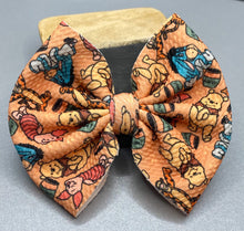 Load image into Gallery viewer, Bear and Friends Bow
