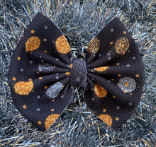 Load image into Gallery viewer, Ball Drop Faux Glitter Bow
